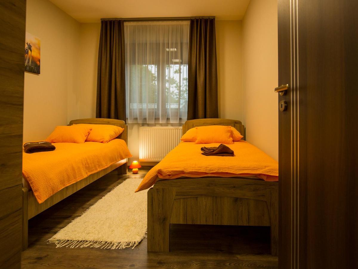 Bodzahaz Apartman Tarjan Bagian luar foto
